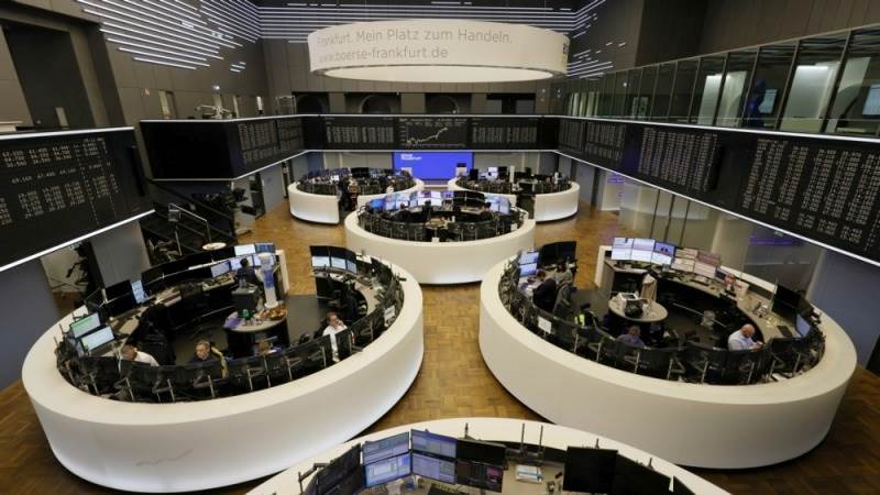 Europe markets close mostly lower after PMI data