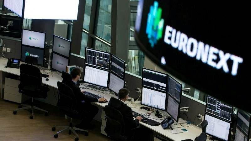 Europe markets close lower after economic data