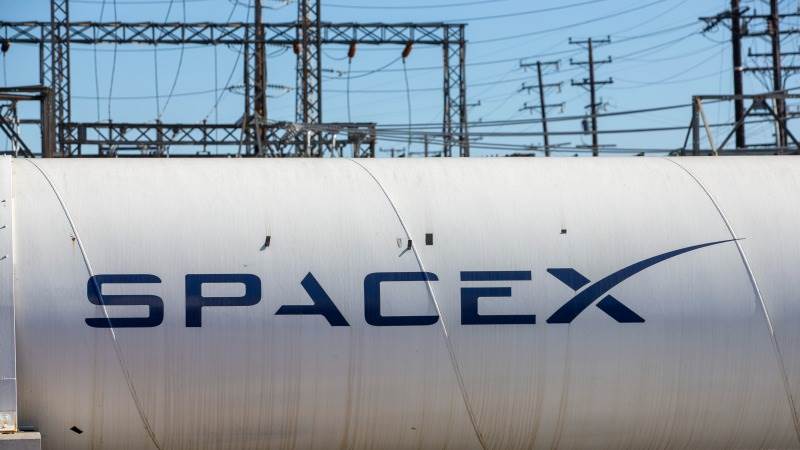 SpaceX sues NLRB after illegal firing accusations