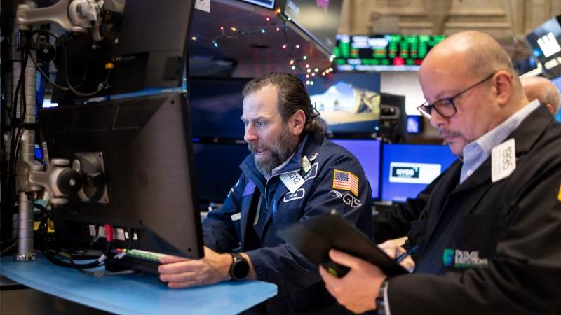 Wall Street flat at open after nonfarm payrolls