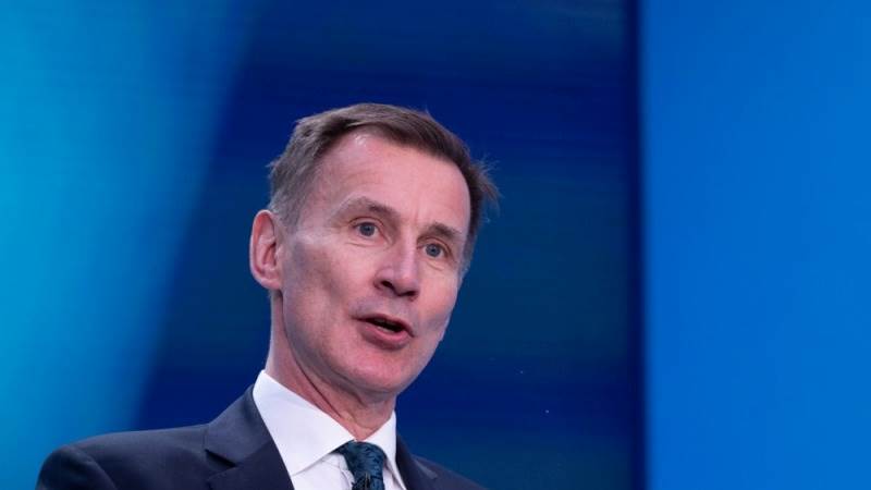 UK’s Hunt says economy at risk due to Red Sea tensions