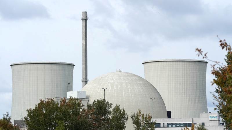 UK to invest £300 million in nuclear fuel