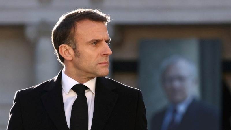 Macron to undertake government reshuffle