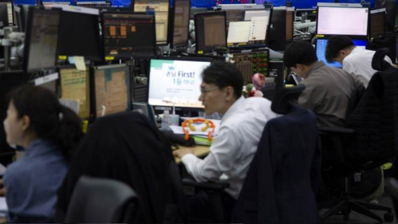 Asian stocks rise ahead of US inflation data