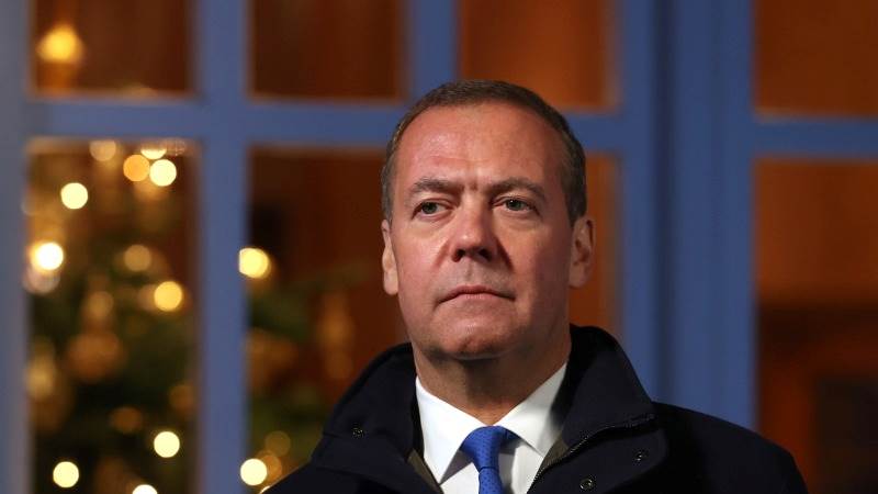 Medvedev: UK troops in Ukraine would be declaration of war on Russia