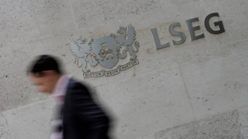 UK police arrests 6 over plan to disrupt LSE trading