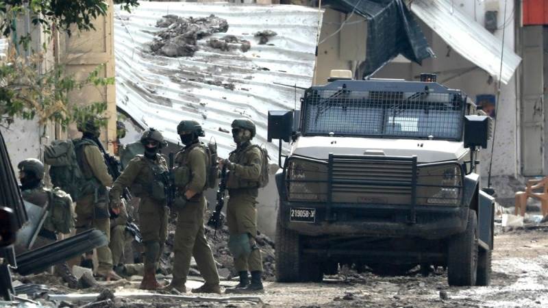 Israel arrests ‘senior terrorist members’ in West Bank