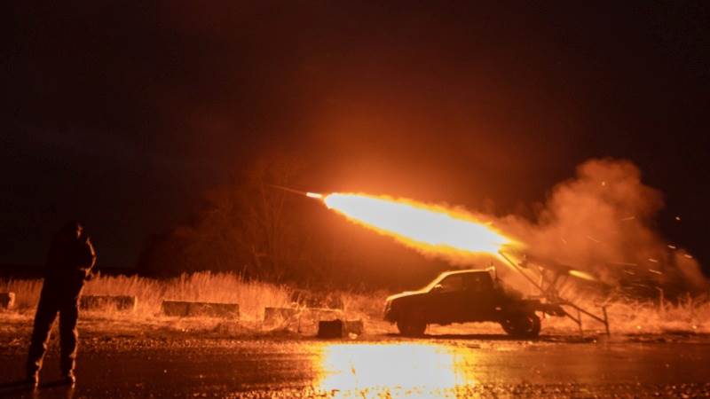 DPR: Ukraine shells Donetsk, Gorlovka, Yasinovatsky