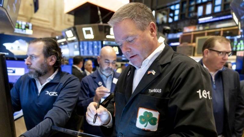 Dow, S&P 500 close at all-time highs amid multi-record rally