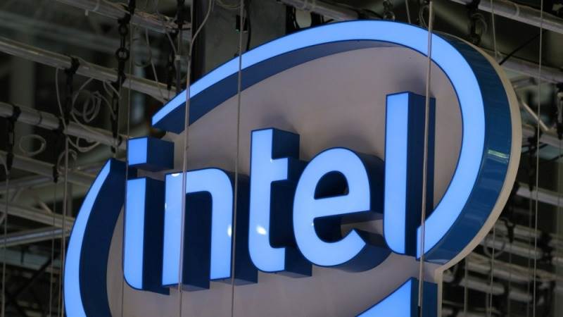 Intel’s Q4 revenue up by 10% to reach $15.4B