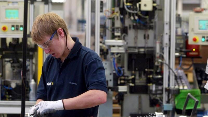 UK manufacturing in contraction  amid Red Sea crisis