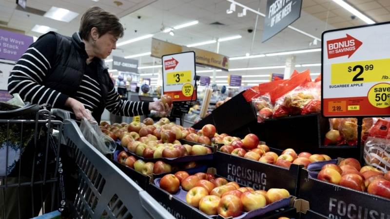 US consumer confidence up in January