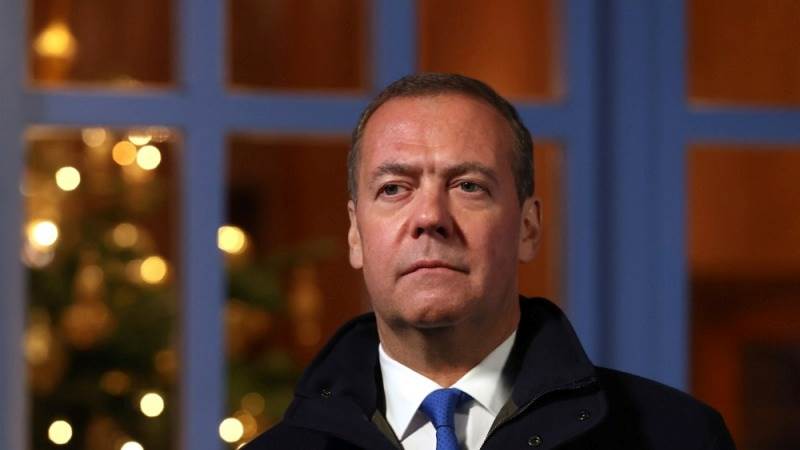 Medvedev: NATO ‘playing with fire’ with its exercises