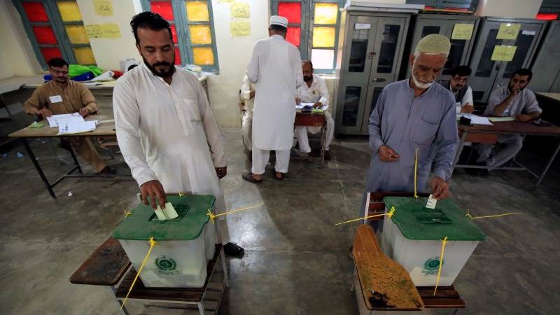 14 dead in election office bombing in Pakistan