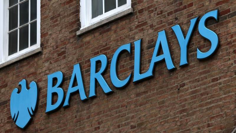 Tesco to sell banking ops to Barclays for £700M