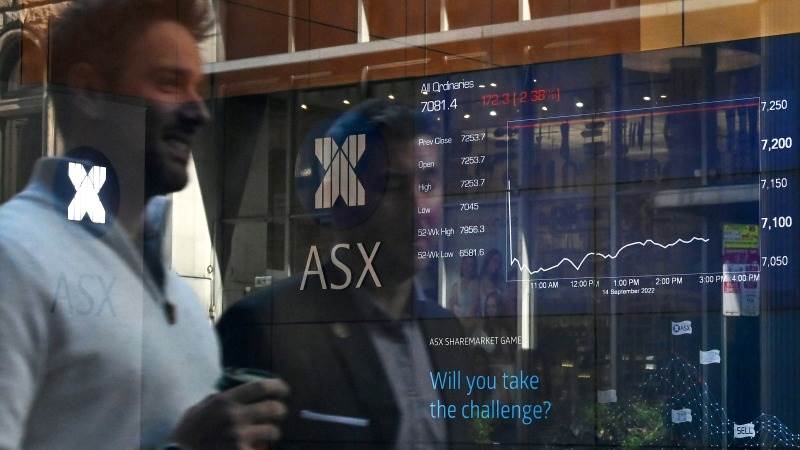 Australia ends lower, Asian markets closed for holidays