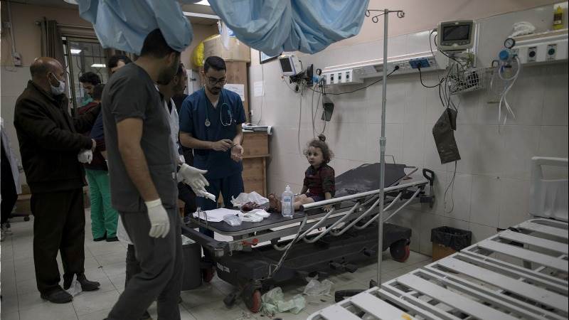 Israel: Military activity at Nasser Hospital must stop immediately