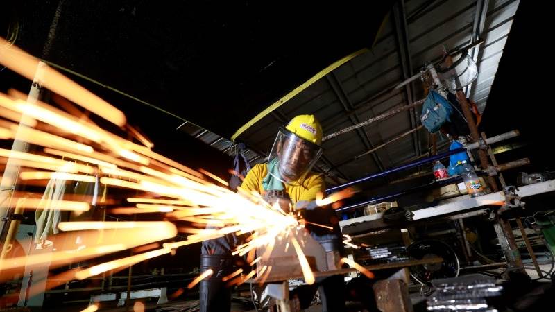 Japan’s industrial output increases by 1.4% in December