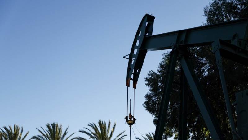 IEA: Global oil demand growth losing momentum