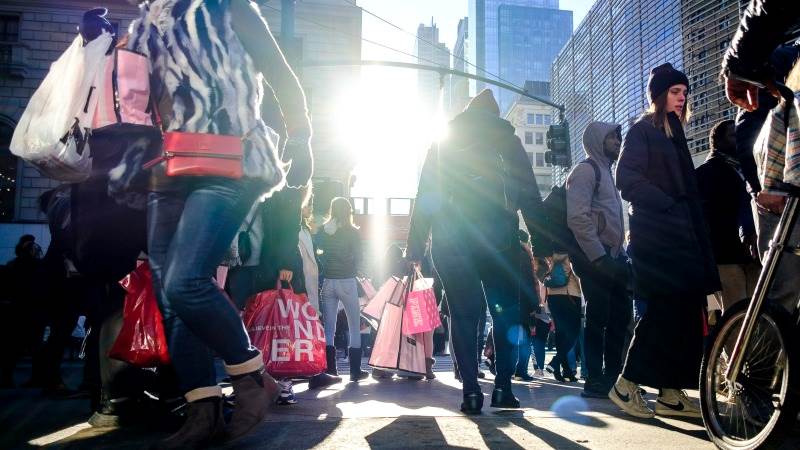 US retail sales down 0.8% in January