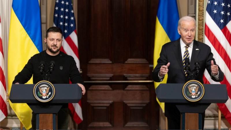 Biden assures Zelensky of bipartisan support for Ukraine