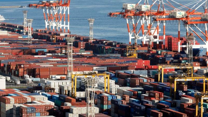 Japan’s trade deficit at ¥1.8T in January