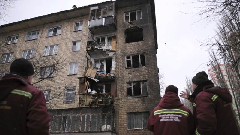 Air raids sound in 2 regions of Ukraine