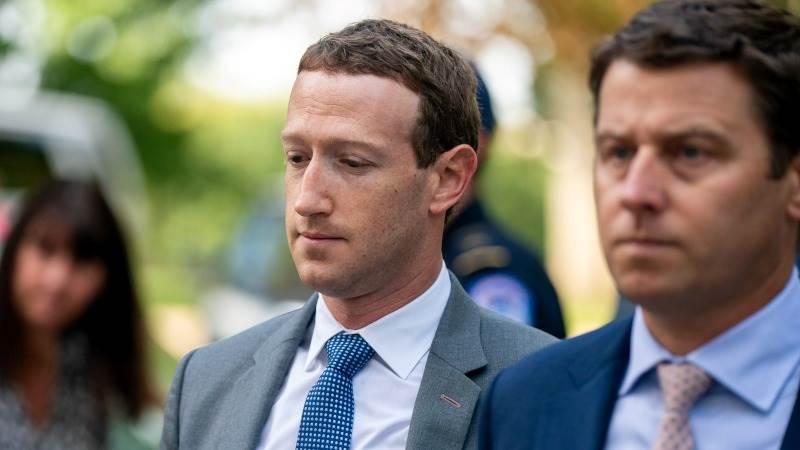 Zuckerberg to reportedly meet with Samsung chair