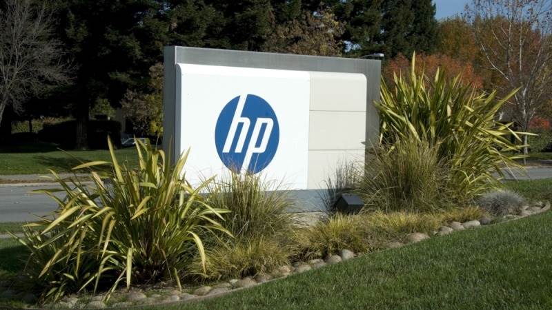 HP’s revenue down 4% to $13.2 billion in Q1