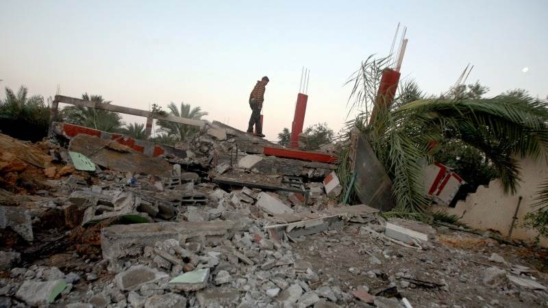 Israeli strike kills 3 in Gaza’s Deir el-Balah