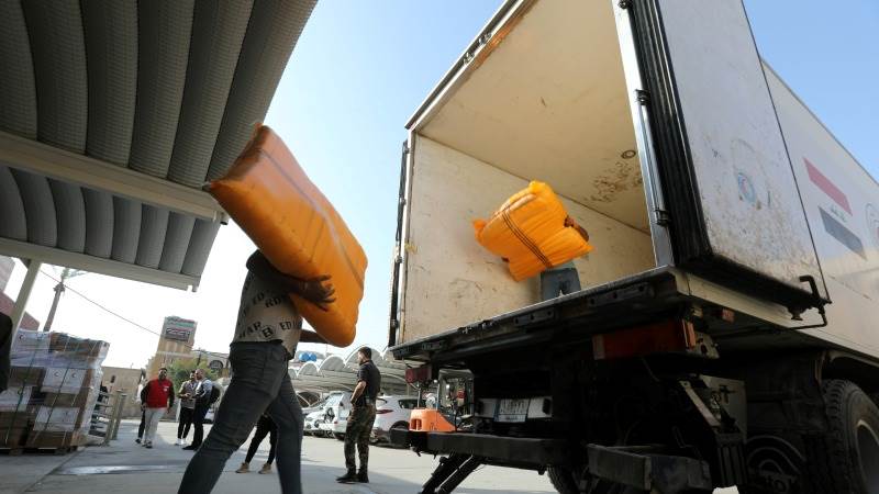 Record number of aid trucks enter Gaza