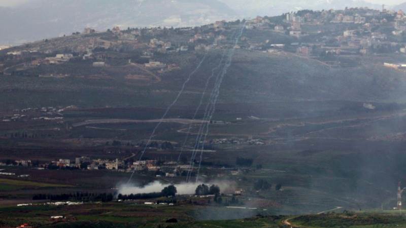 Israel receives over 100 rockets in northern areas