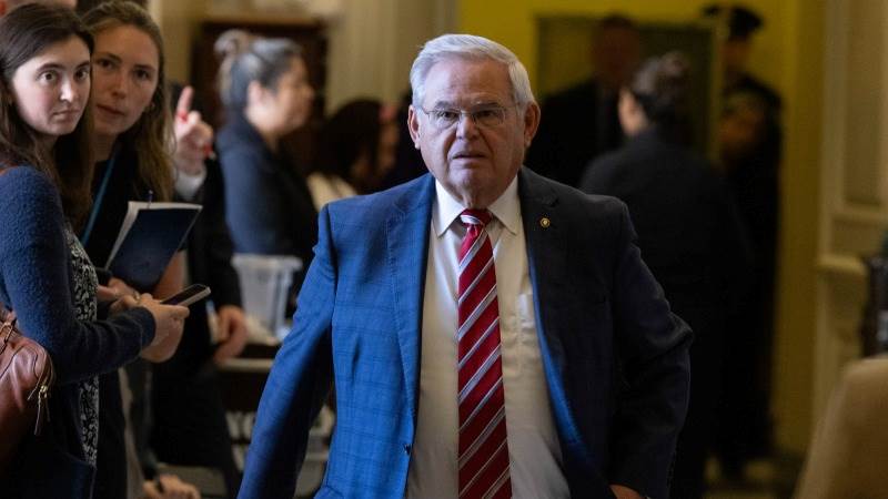 Dem Sen. Menendez could run as independent