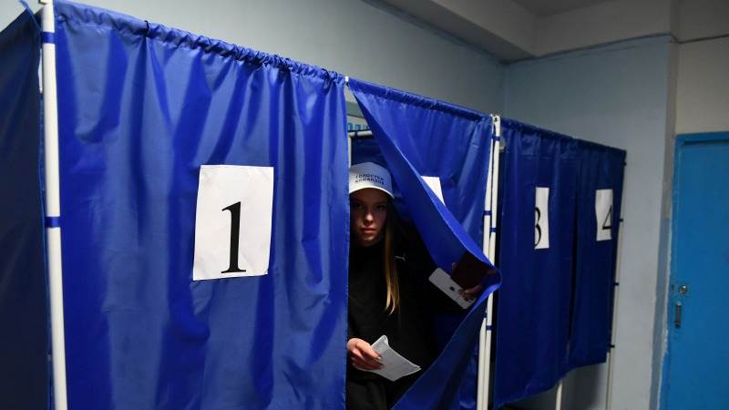 Russian polling stations in Baltic states decreases 78%