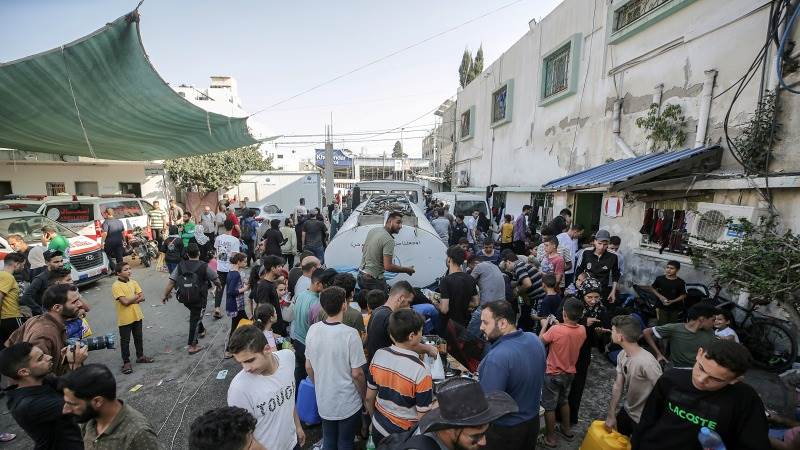 Israel urges civilians near Al-Shifa Hospital to flee south