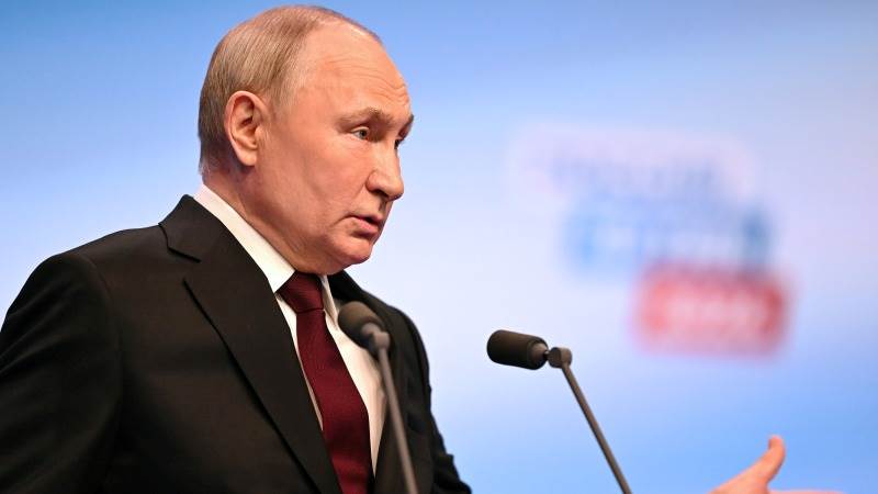 Putin calls for increased border force combat readiness