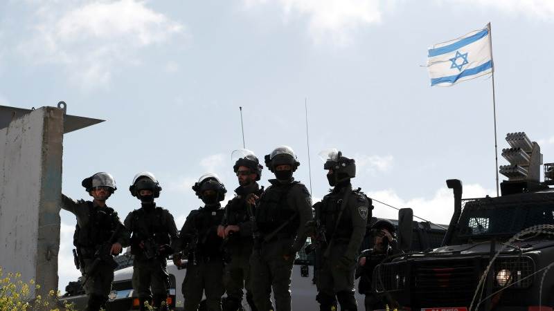 Two Israeli soldiers injured in West Bank shooting