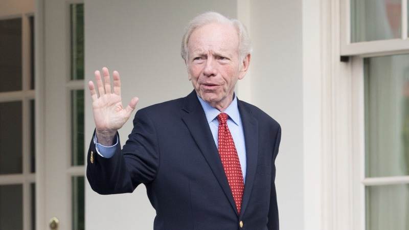 Former US Senator Joe Lieberman dies at 82