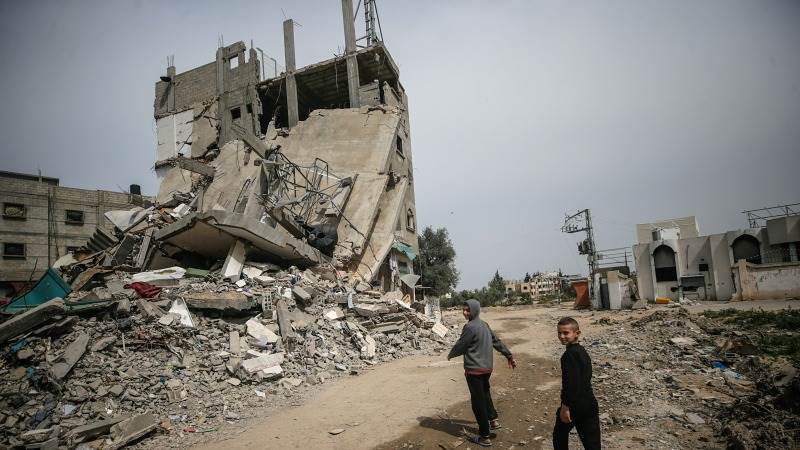 At least 17 killed in Israeli attack on Gaza police station