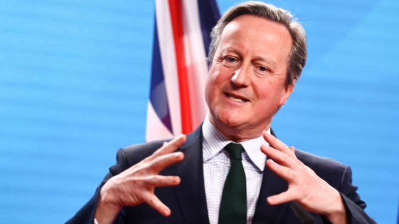 Cameron: Hamas holding hostages is war crime