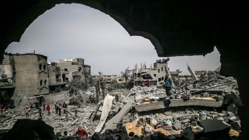 Ministry: Gaza death toll up to 32,916