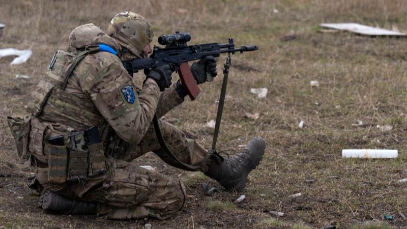 Ukraine reportedly fears front lines are endangered