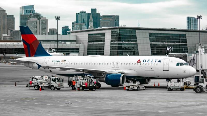 Delta’s Q1 revenue at $13.7 billion, up 8%