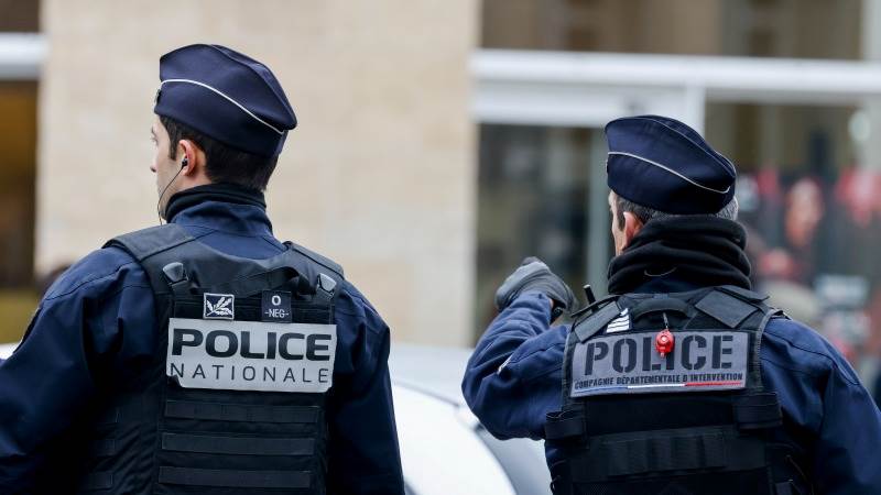 One reportedly dead after knife attack in France