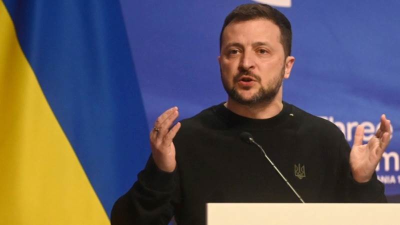 Zelensky thanks US House for backing aid package