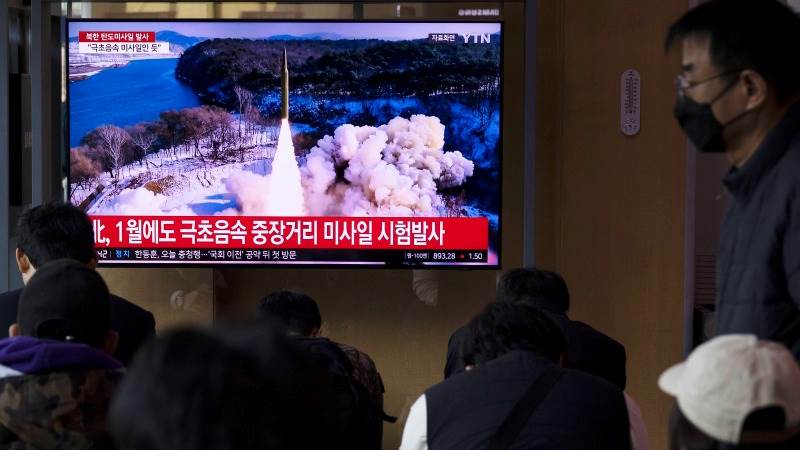 N. Korea fires ballistic missile toward East Sea