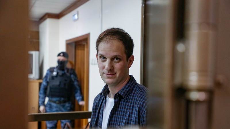 Russia rejects WSJ reporter’s appeal against pretrial detention