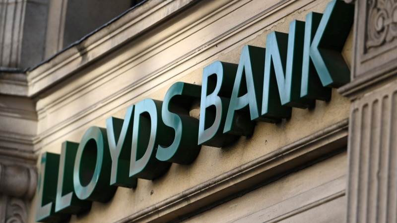 Lloyds’ Q1 net income down 9% to £4.2 billion