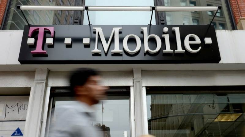 T-Mobile’s Q1 net income up 22% to $2.4 billion