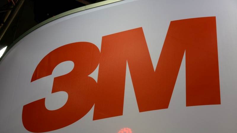 3M books Q1 sales of $8 billion